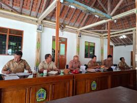 Rapat Koordinasi Mingguan Kalurahan Ponjong Bahas Evaluasi Program dan Kegiatan Mendatang